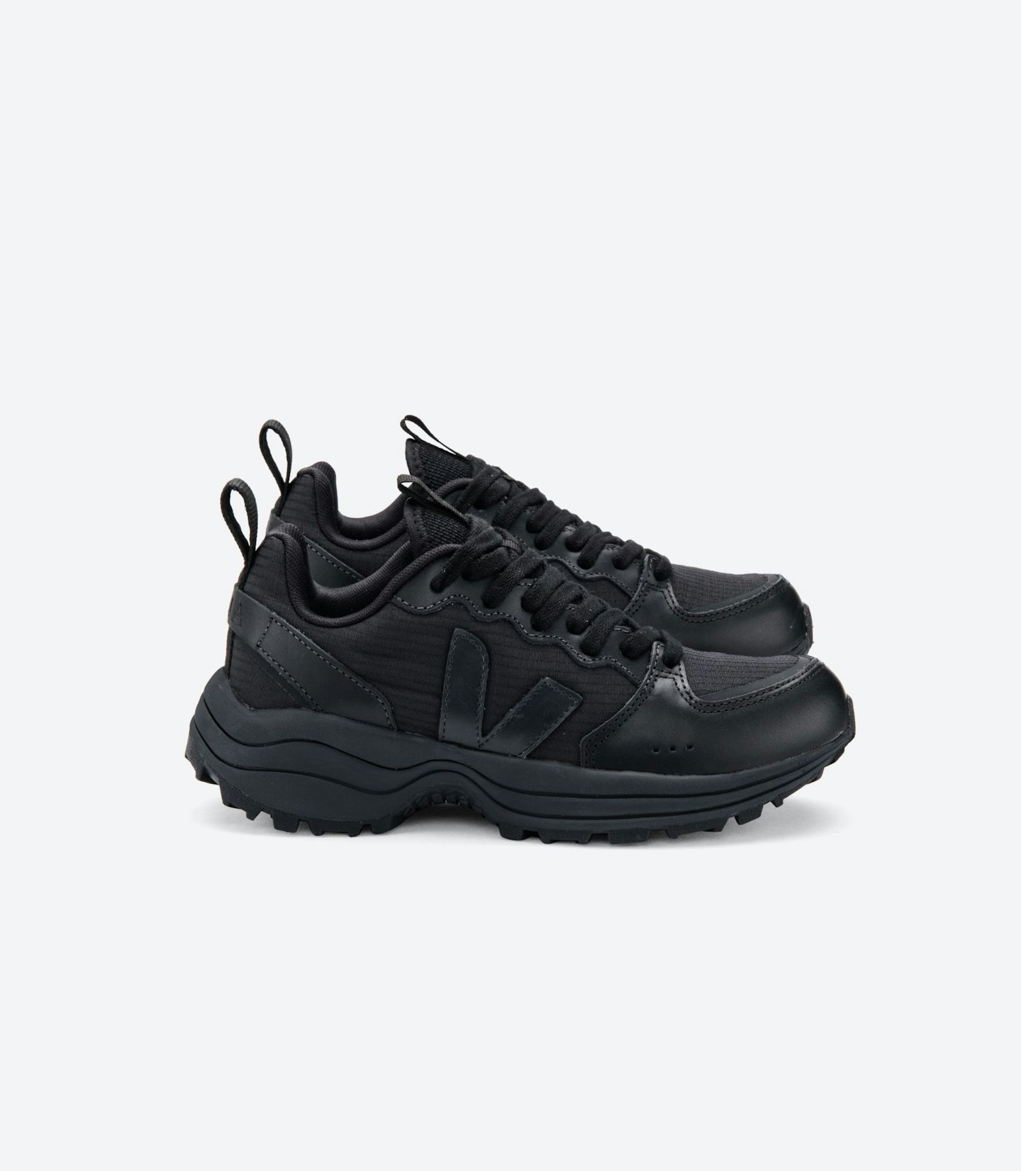 Best Black Trainers For Women 2022
